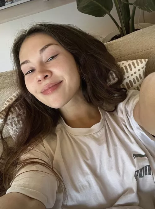 Who wants to get themselves a perfectly submissive little slut?