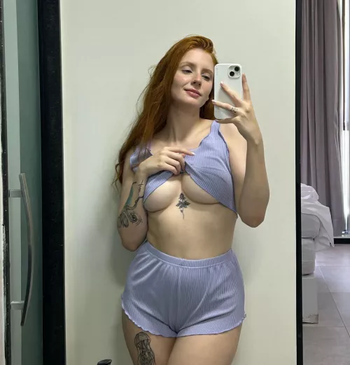 Your hands should play with my tits