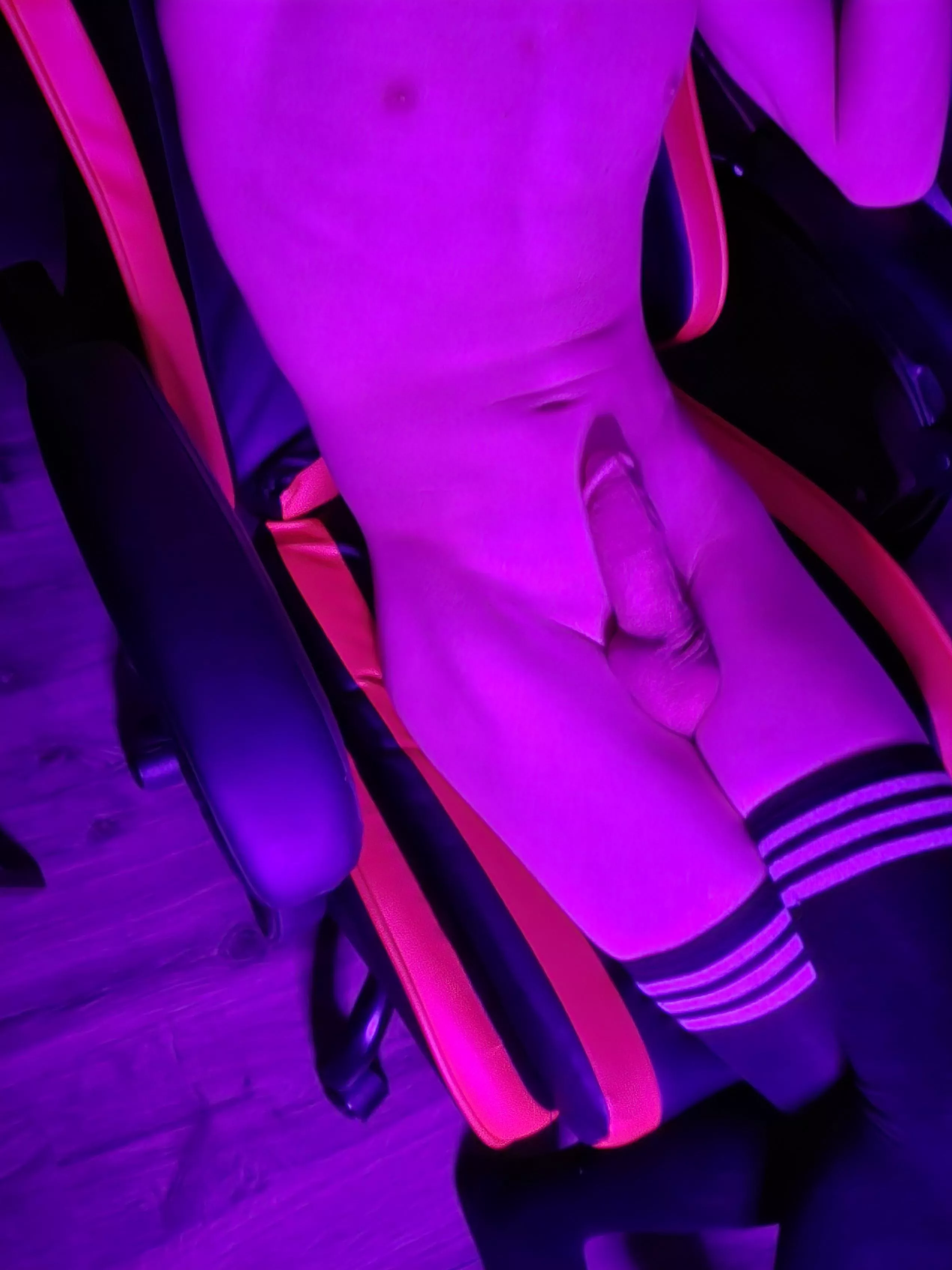[18] just a pic i took last night contemplating on taking more when i get home after work