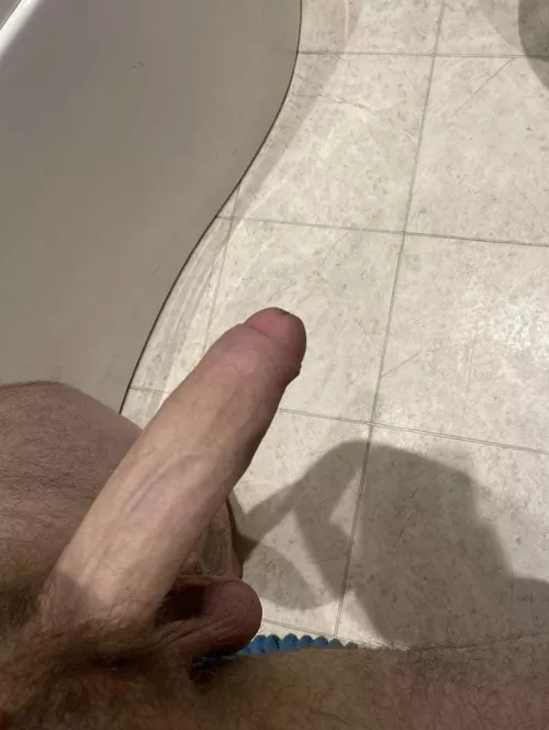 19m looking for bottoms and femboys to make my thick cock cum. Snap mattsteven36
