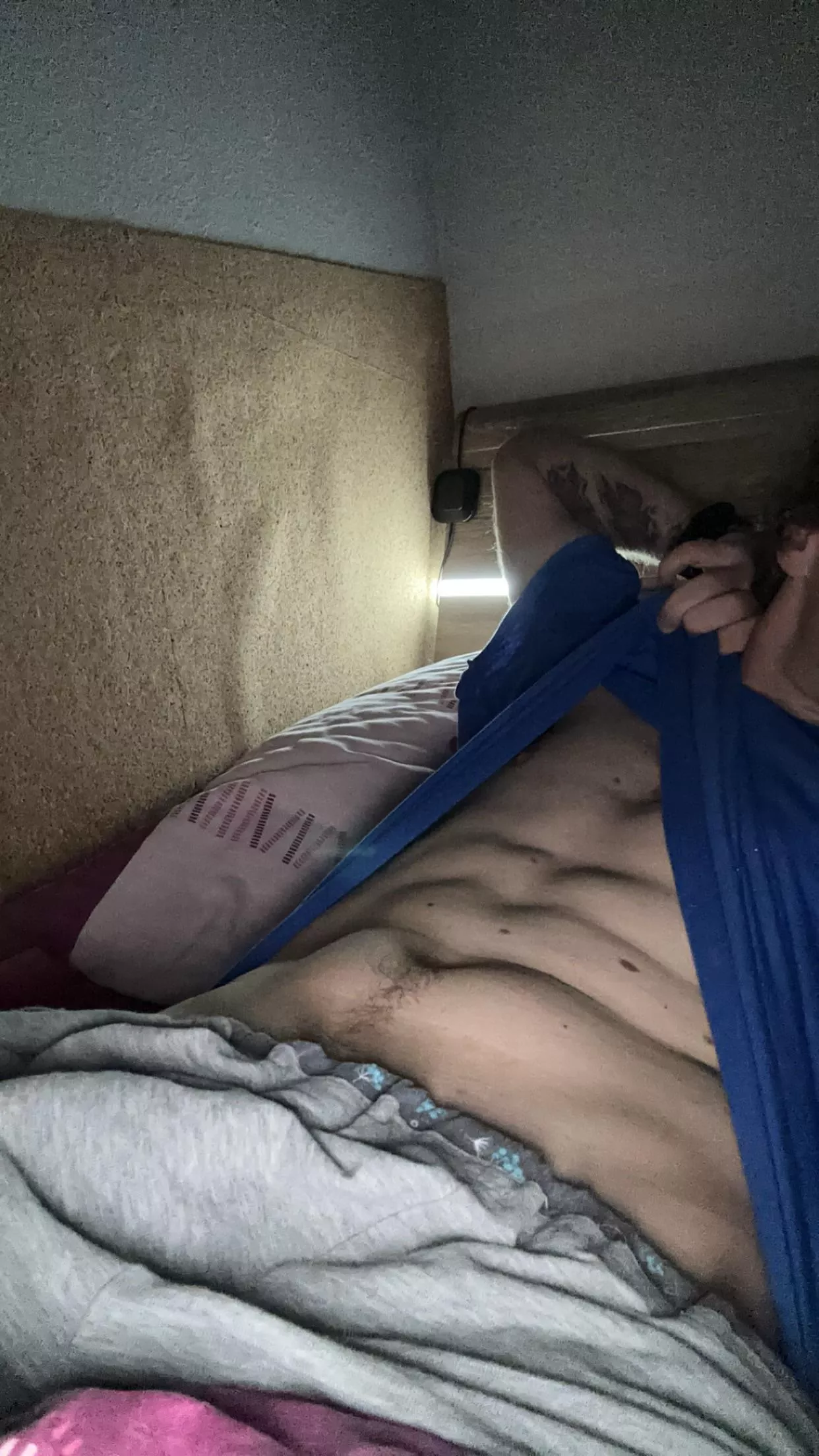 24 sporty boy add me on snap:makaronamia only fit young boys!:)