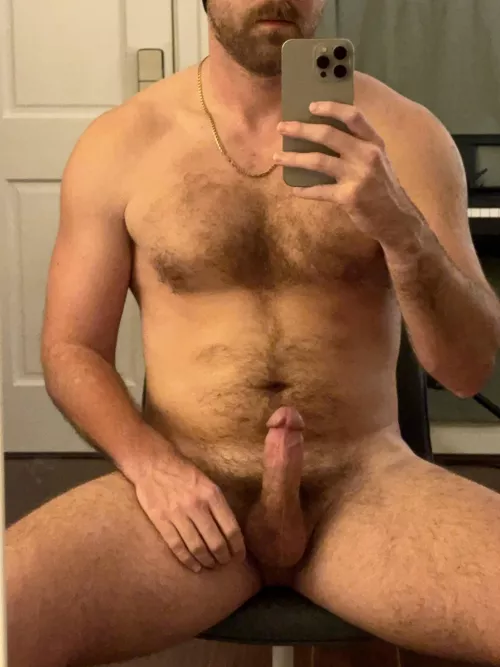 Any other bros rub one out before bed most nights? [34]