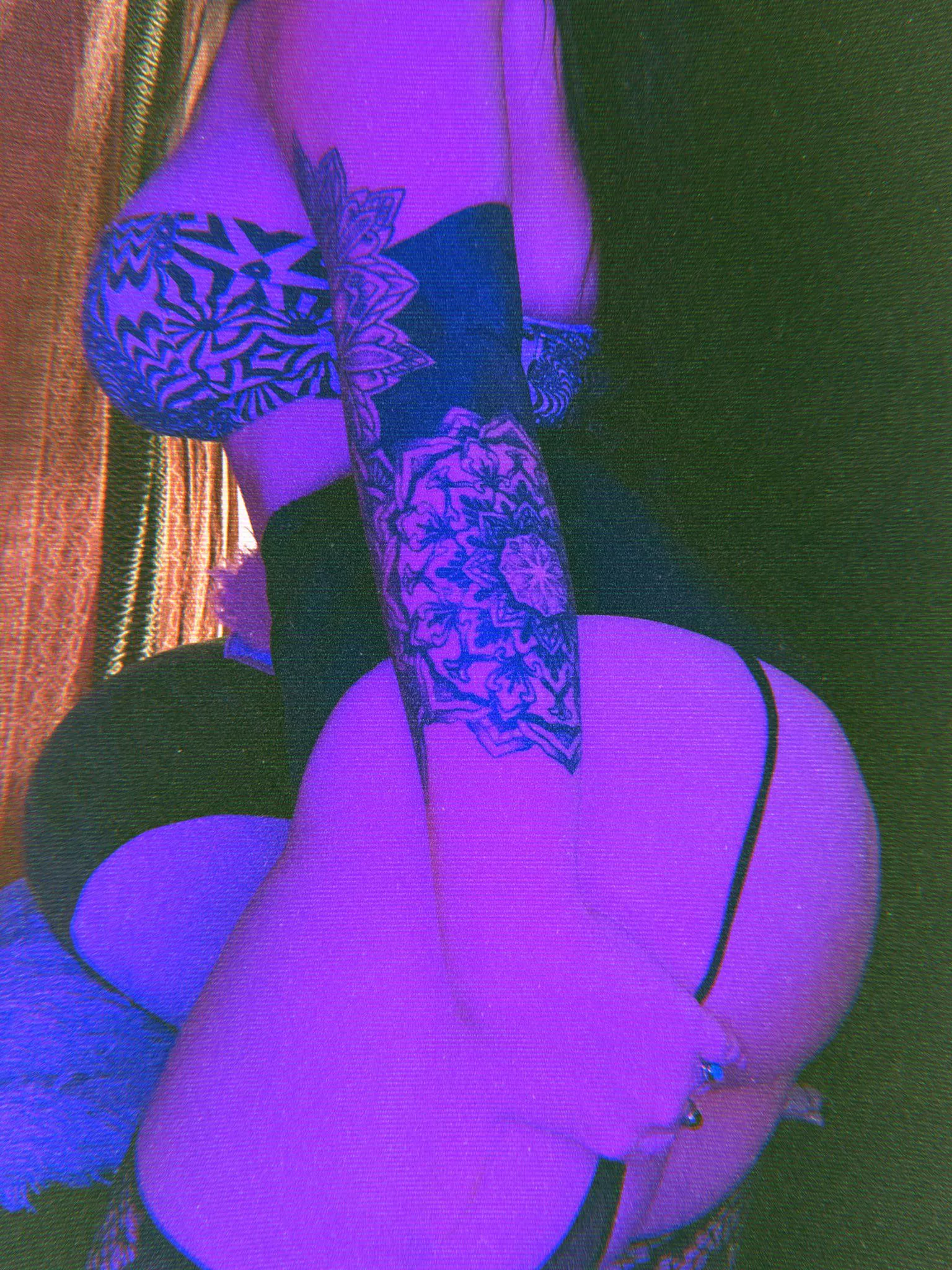 can i cum sit on daddy’s cock? 🤭