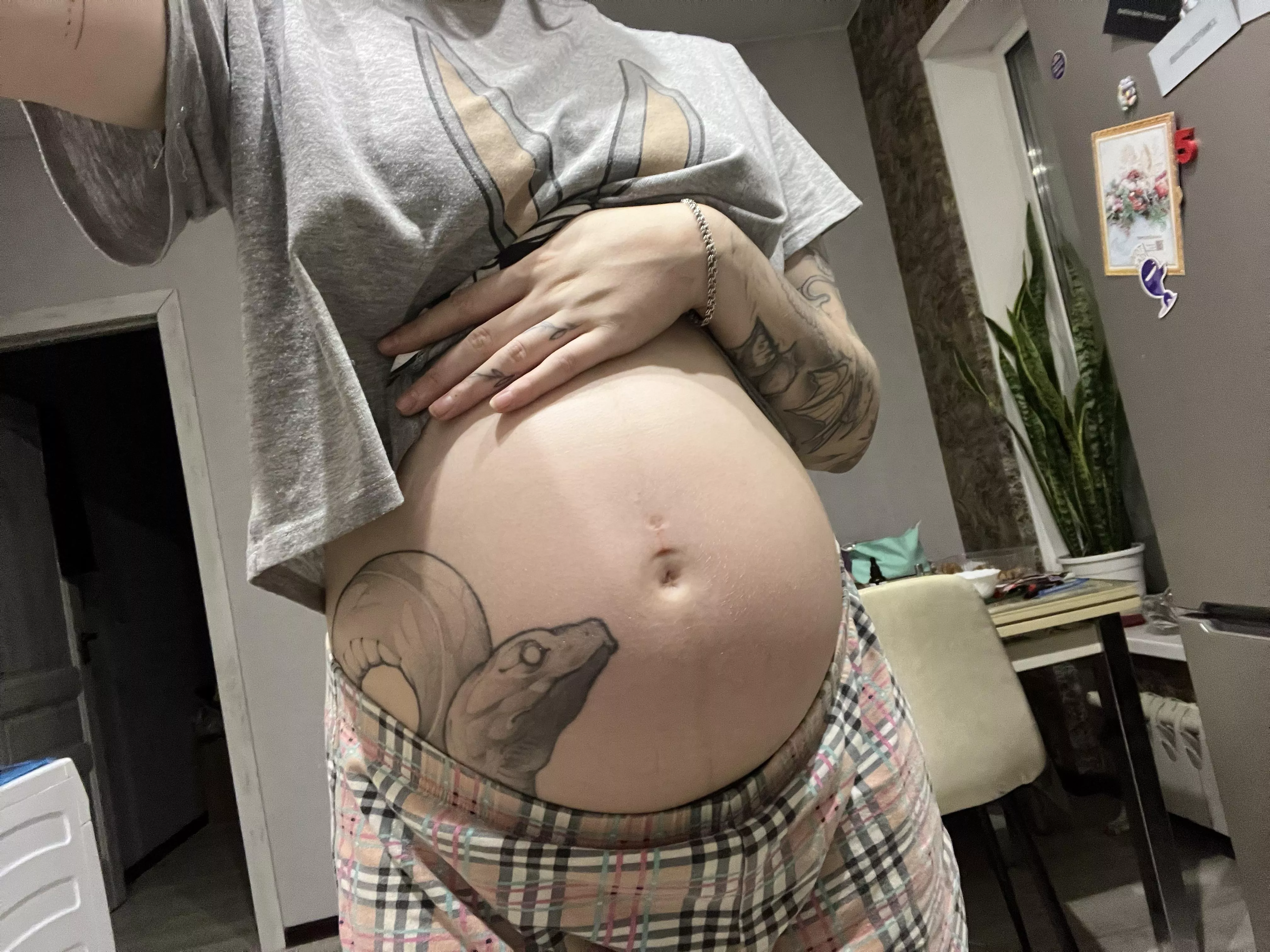 Do you like my preggo belly?