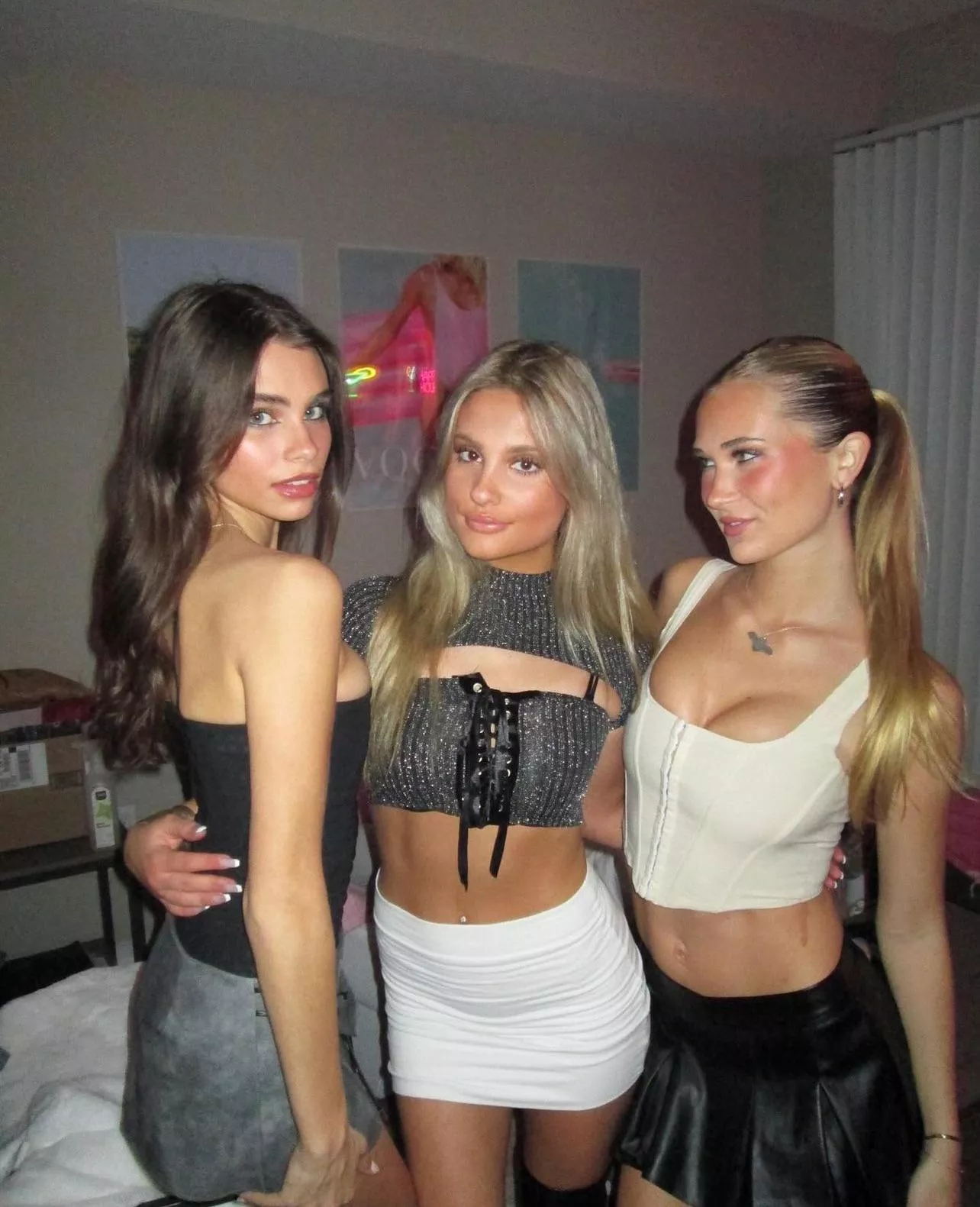 Dorm babes