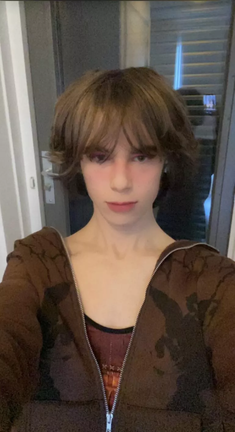 Experimenting more with makeup 🤭💅🏻