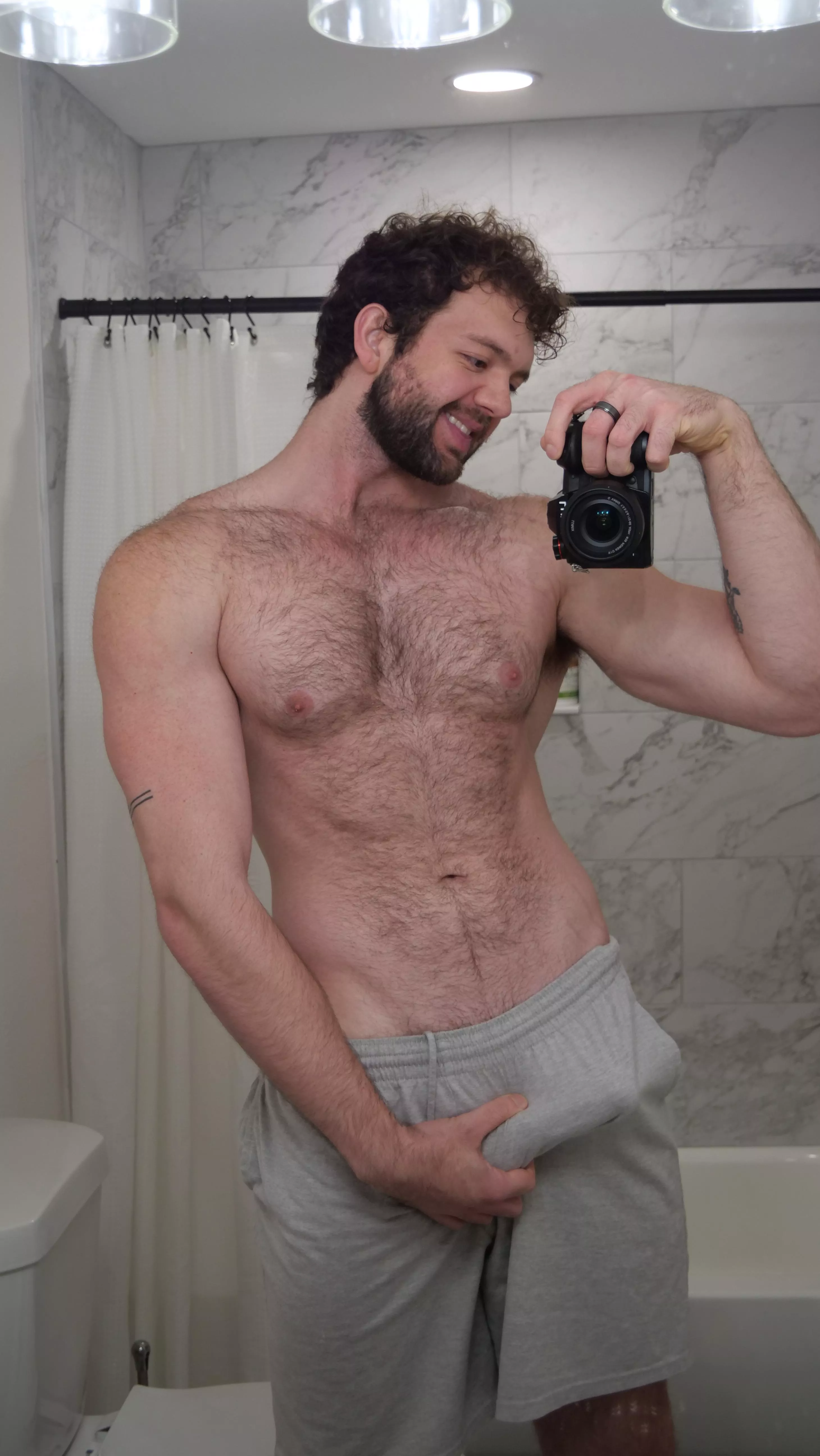 God I love grey sweatpants