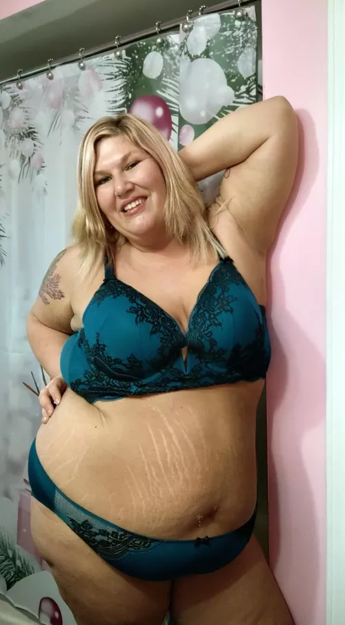 I hope you don't mind stretch marks on a tan tummy