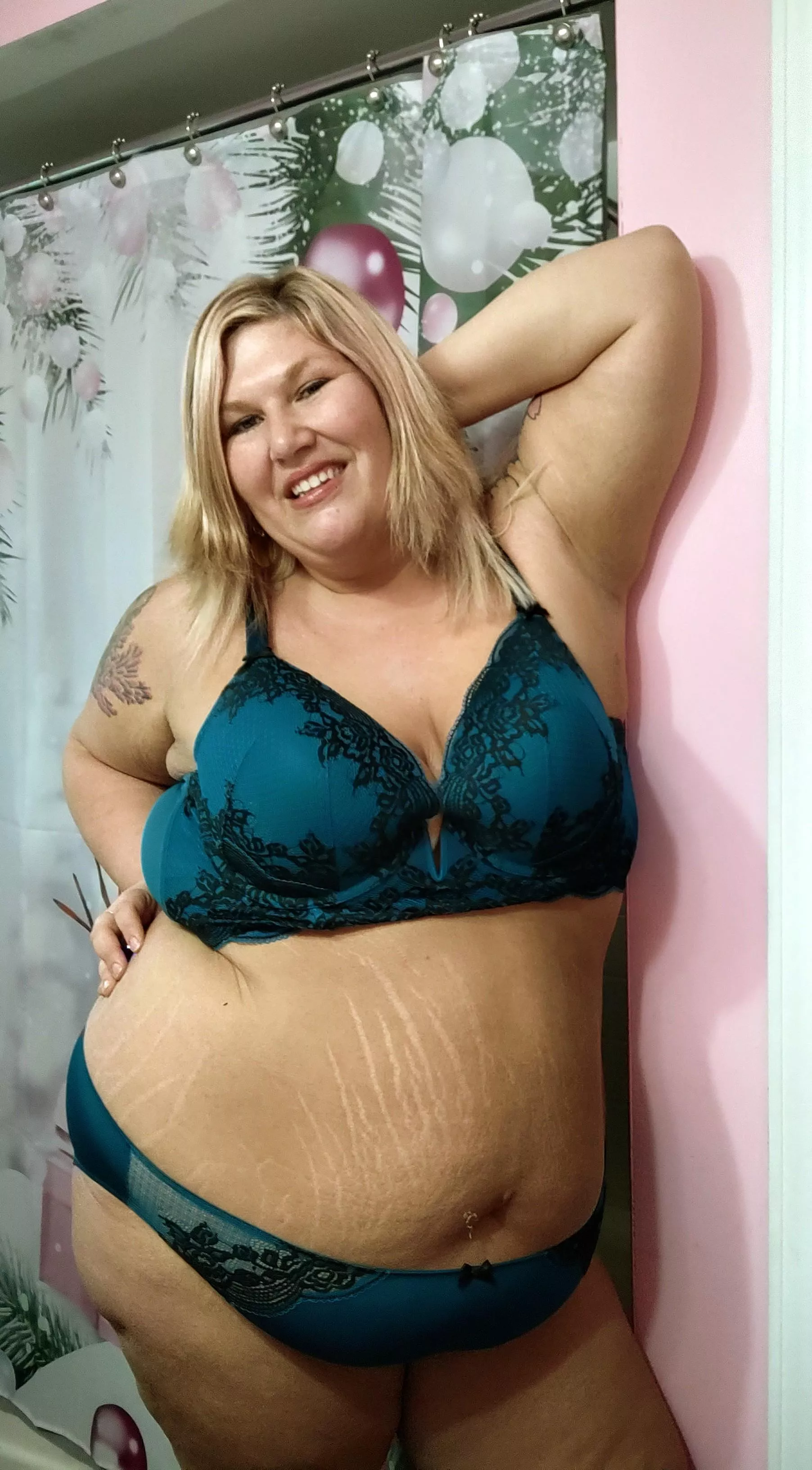 I hope you don't mind stretch marks on a tan tummy