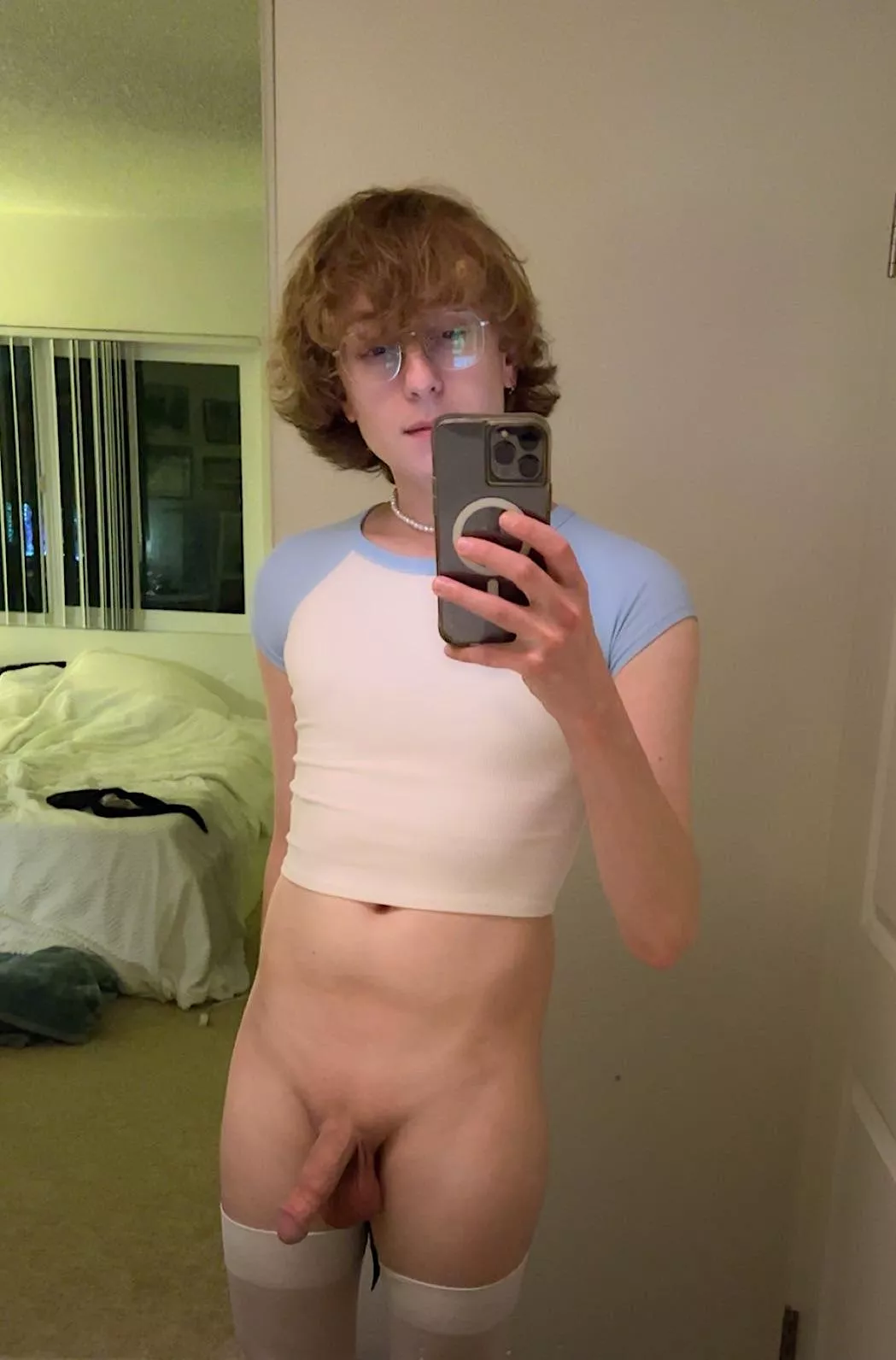 I'm ready to serve a superior cock
