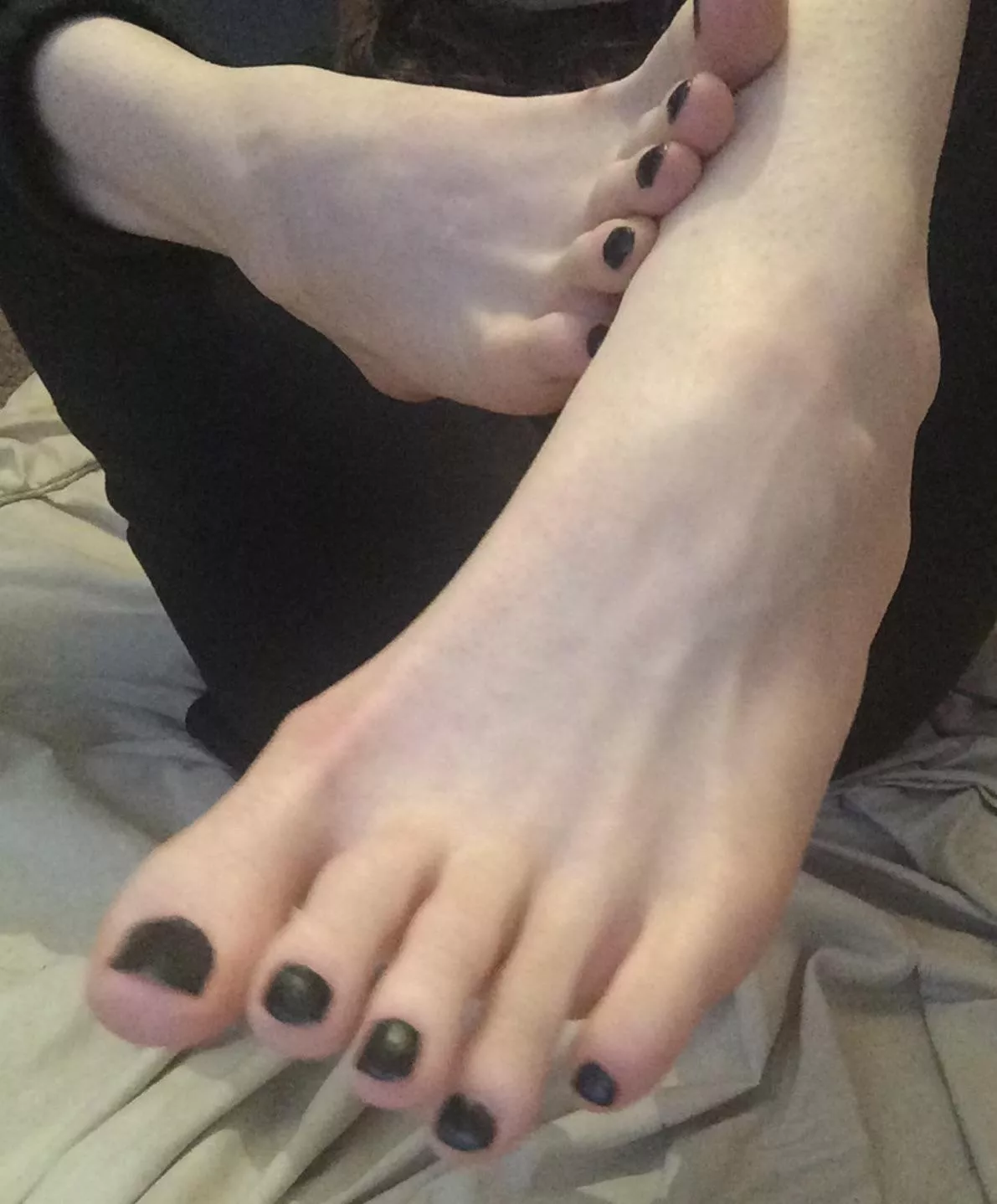 In your mouth 👄 or around your cock? 🍆 oc