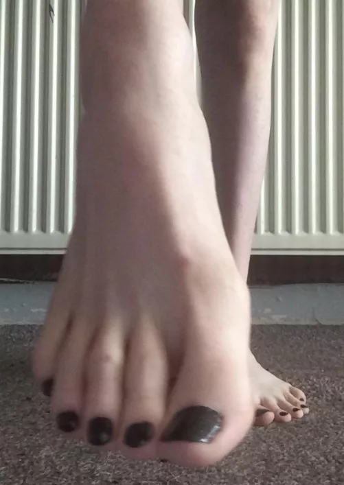 In your mouth 👄 or around your cock? 🍆