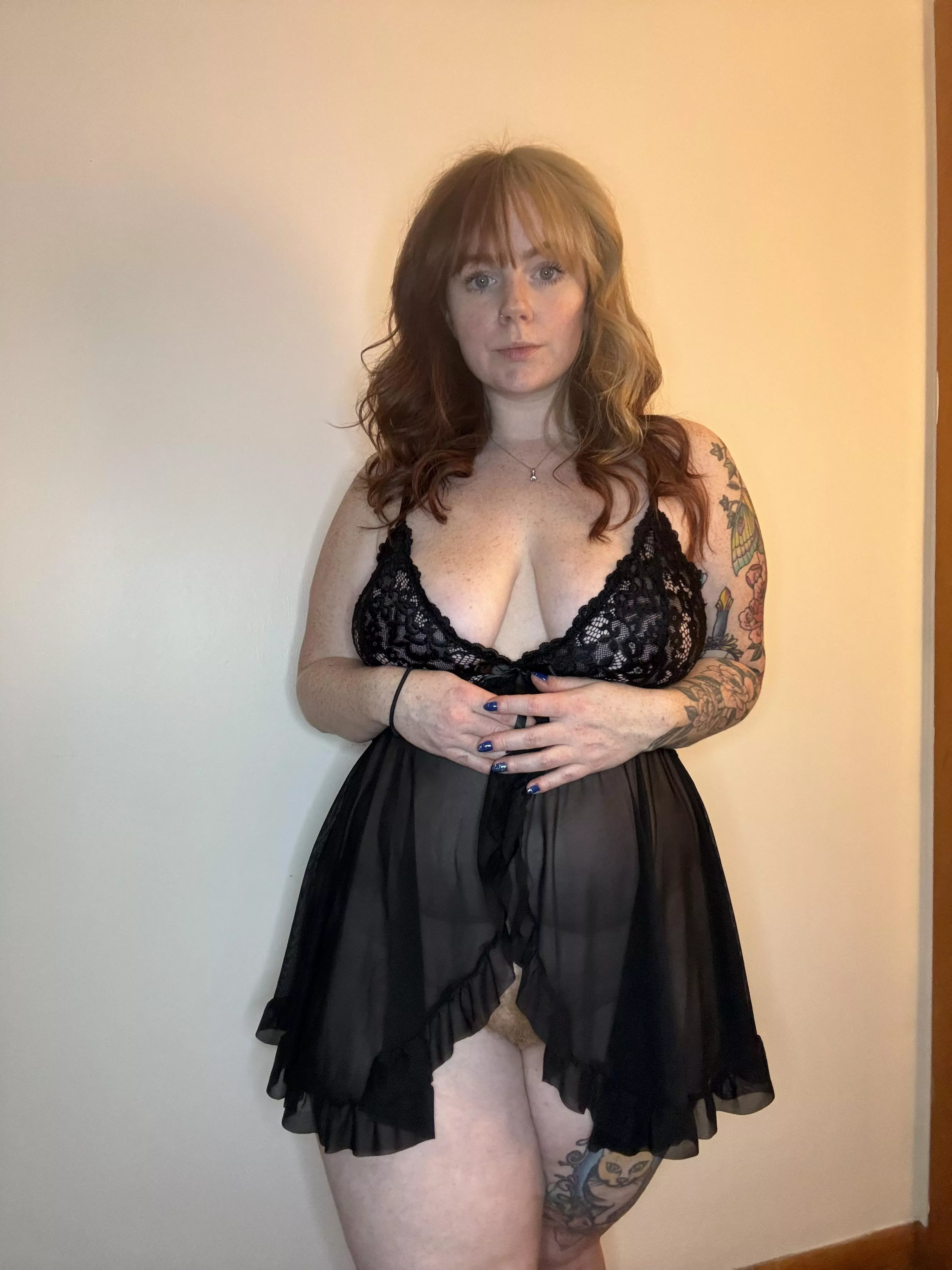 Just a lil peek of my ginger bush