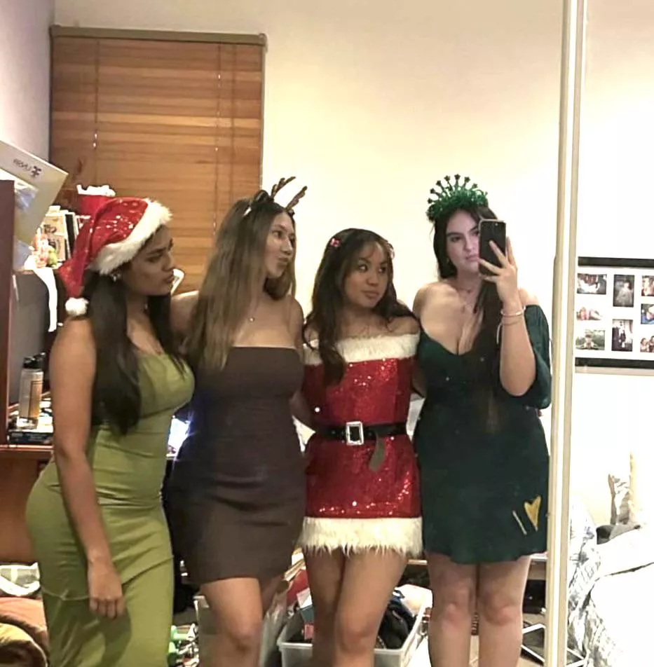 late christmas girls, 1243