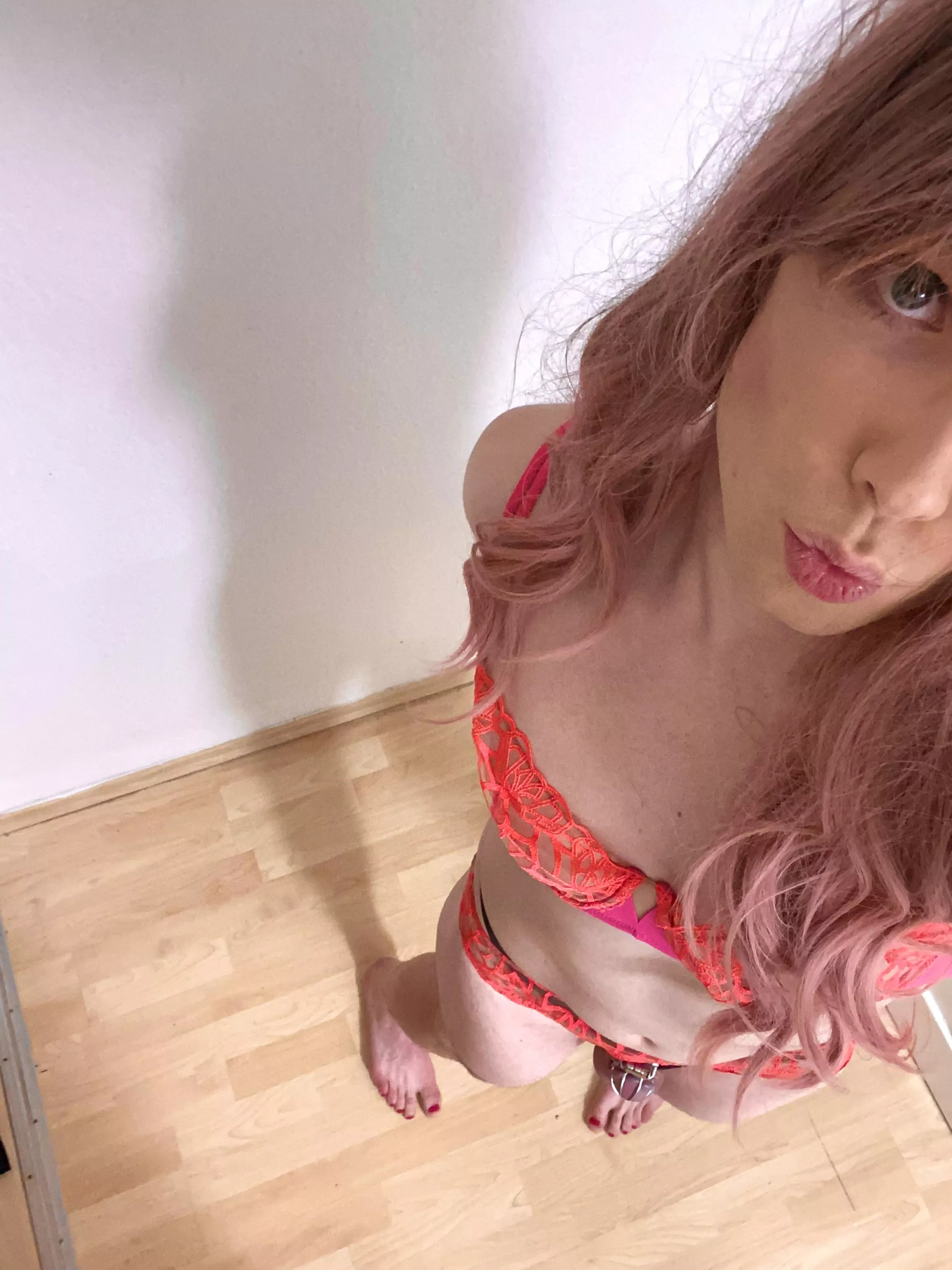 Matching underwear and a Tiny Cage 😏🥰😇