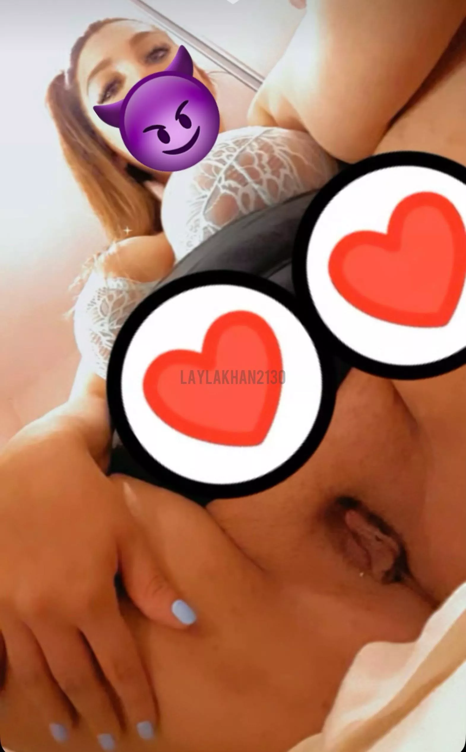 Rate my pussy please