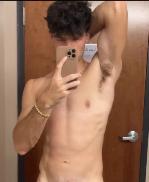 Sniff for sniff bro?