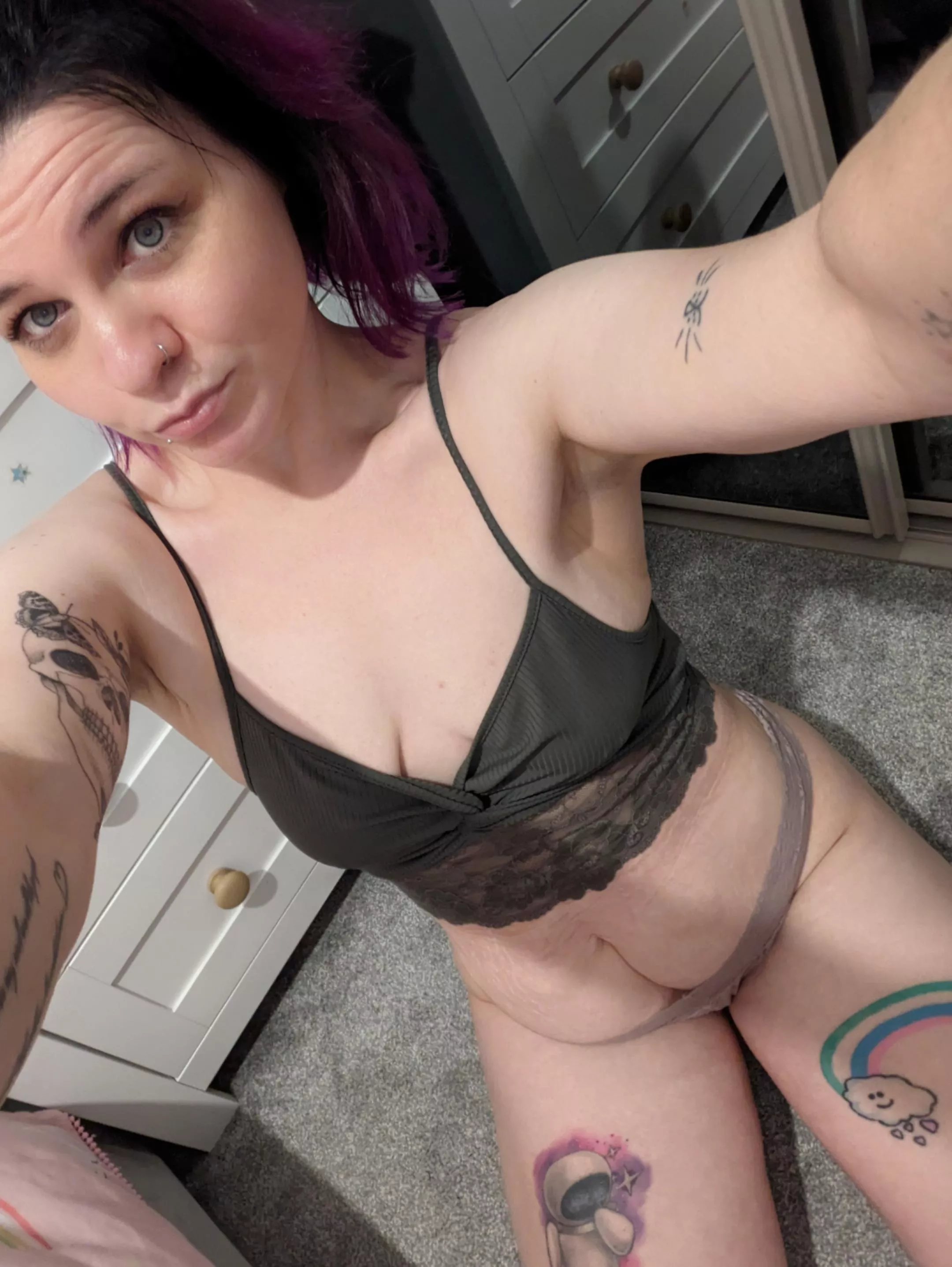 Stop scrolling and say hello 😊
