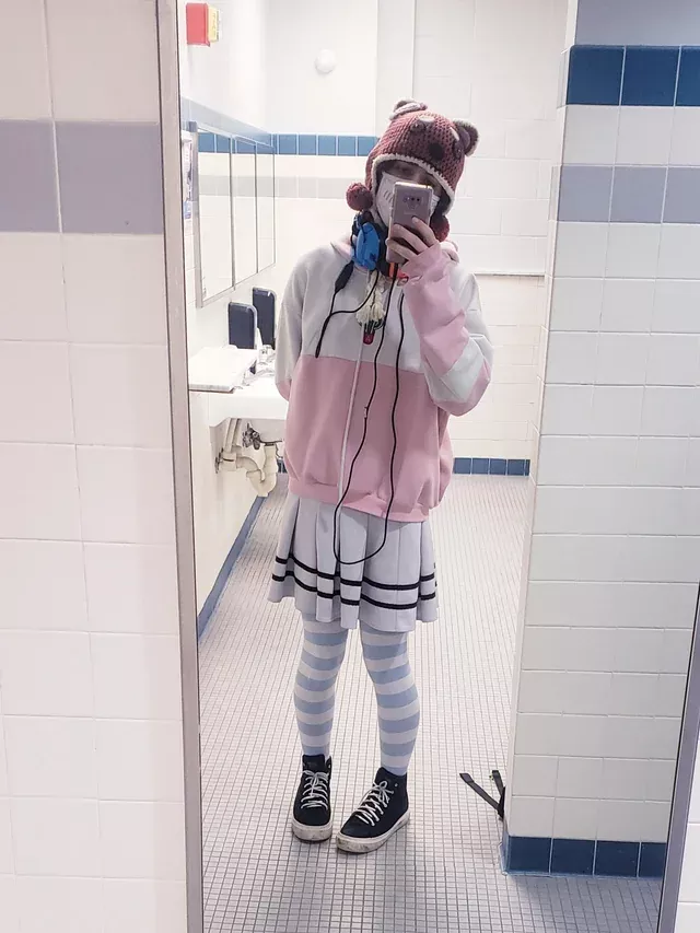 The blue thigh-highs definitely contribute to the Candyland fit.