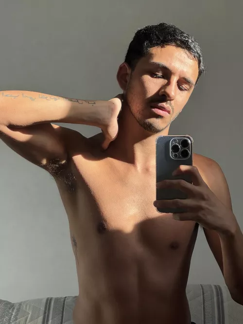 the golden hour the perfect time for you to bury your face in my well