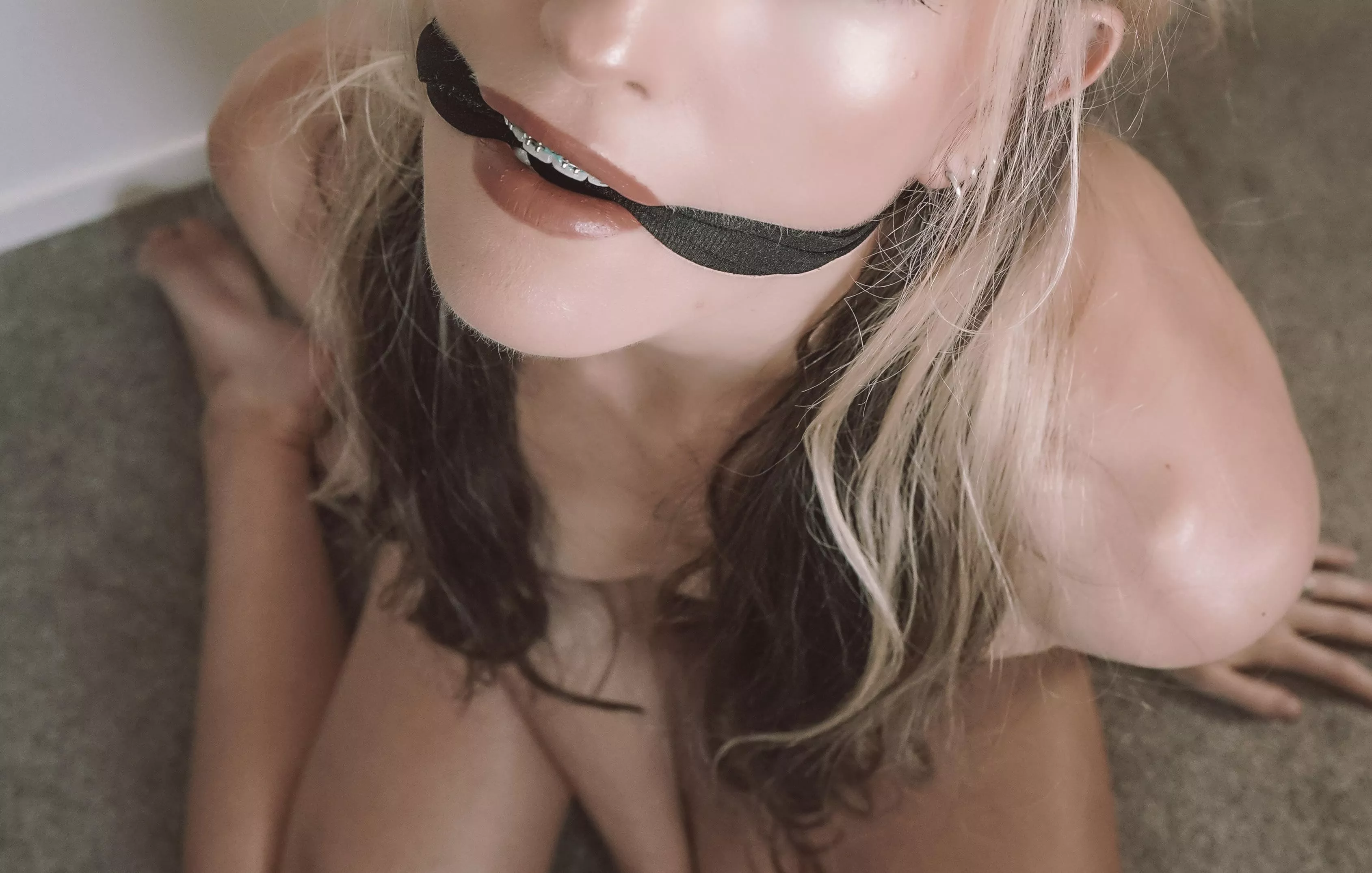 Think it needs to be a lil’ tighter