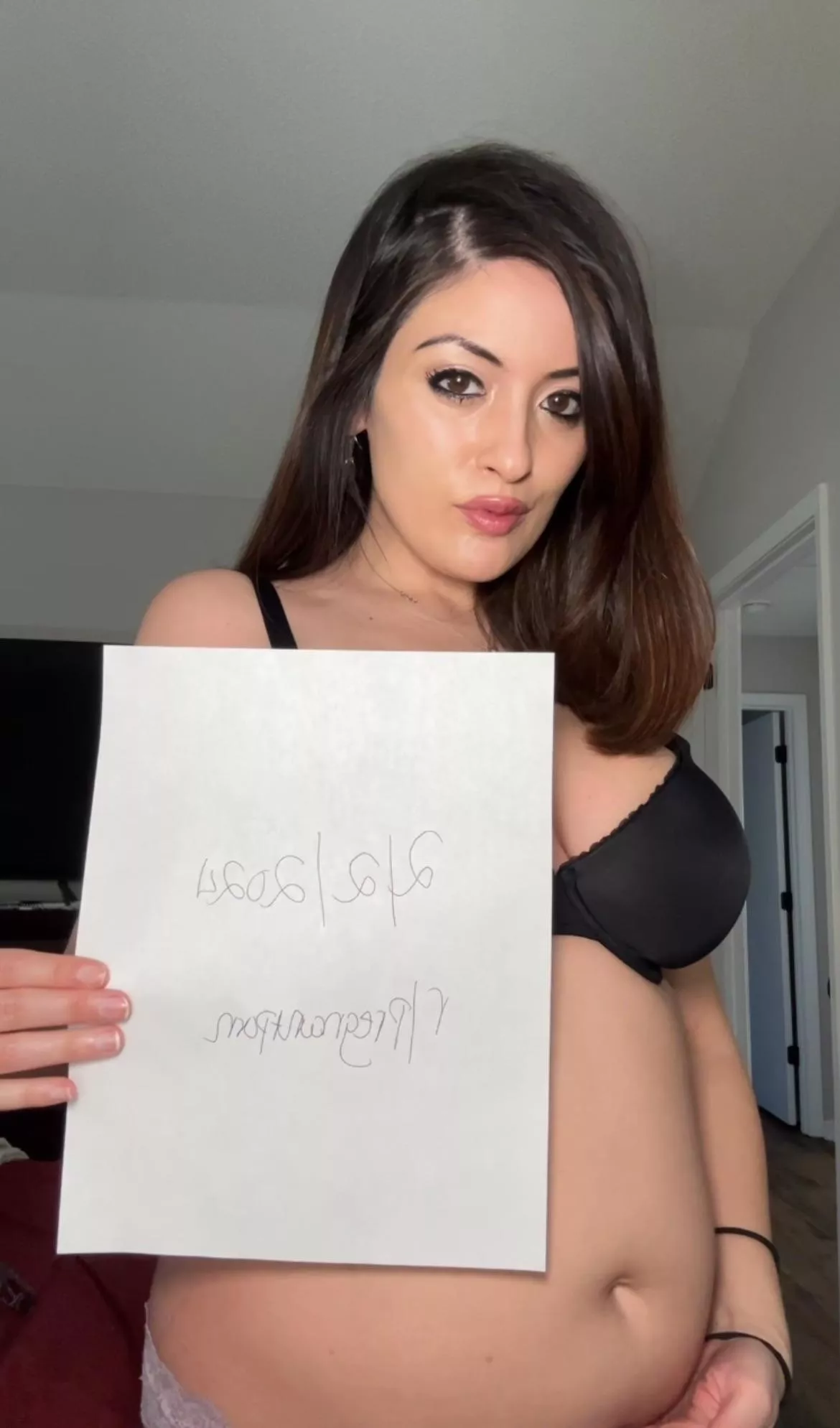 Verification. 14 weeks pregnant