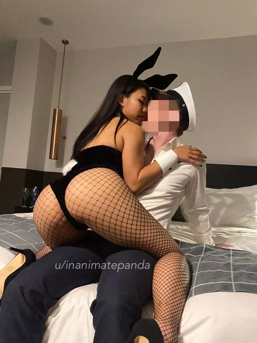 What if bunny girls were included in room service?