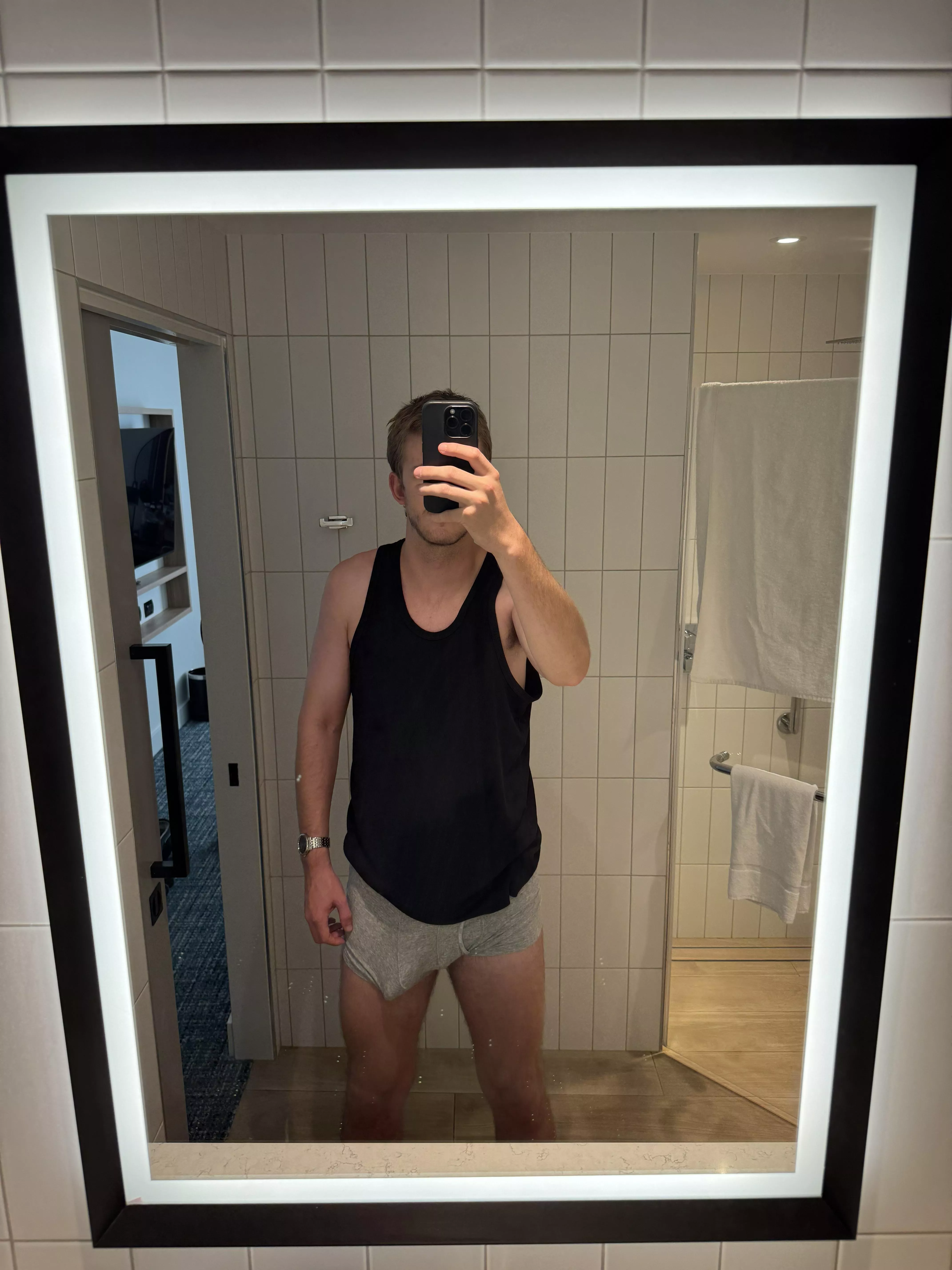 Would you pull my pants down in the bathroom? 🍆