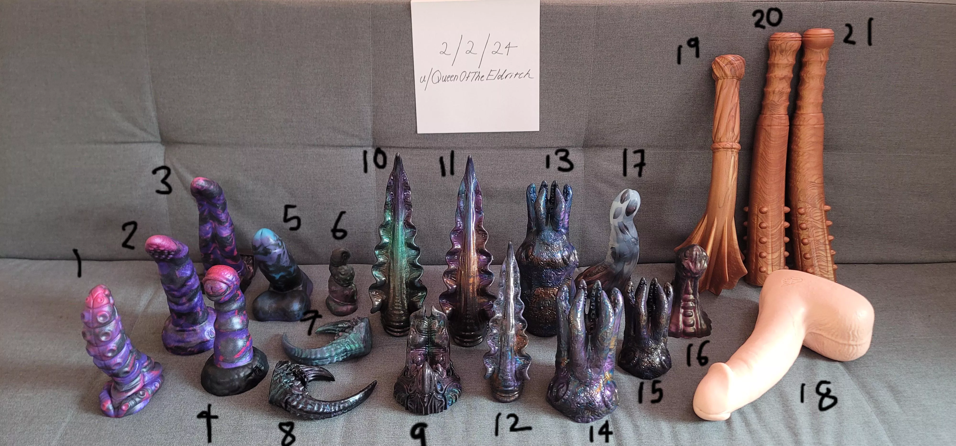 [WTS] BD Peacemakers, Galaxy/Oil Slick Toys