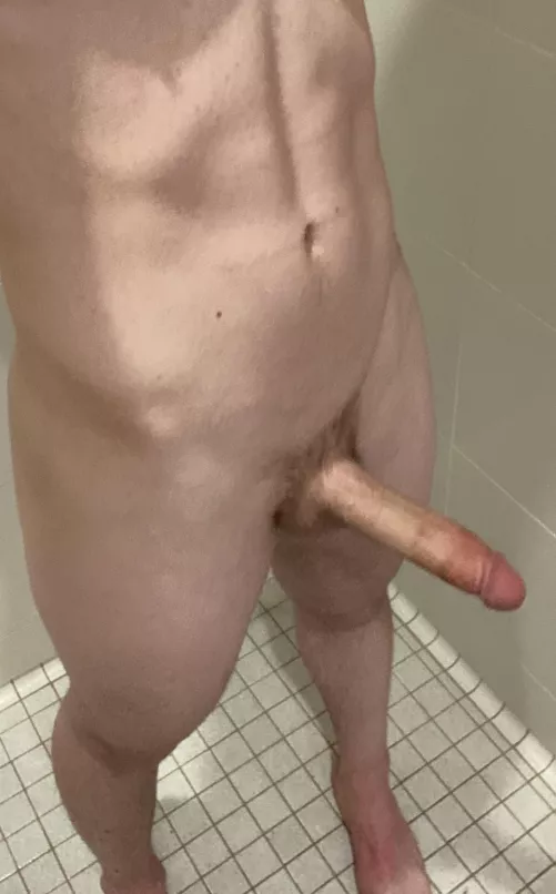 18 locker room shower