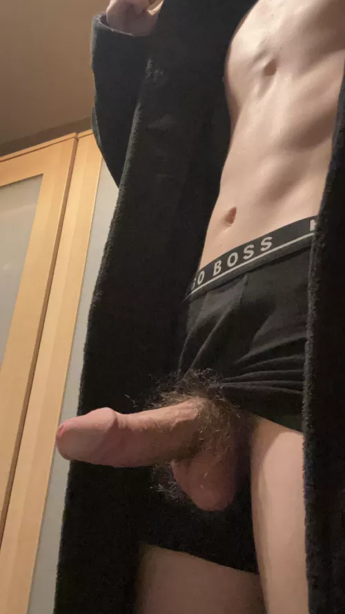 20. Hung guys and fem only! Scottyboynew24