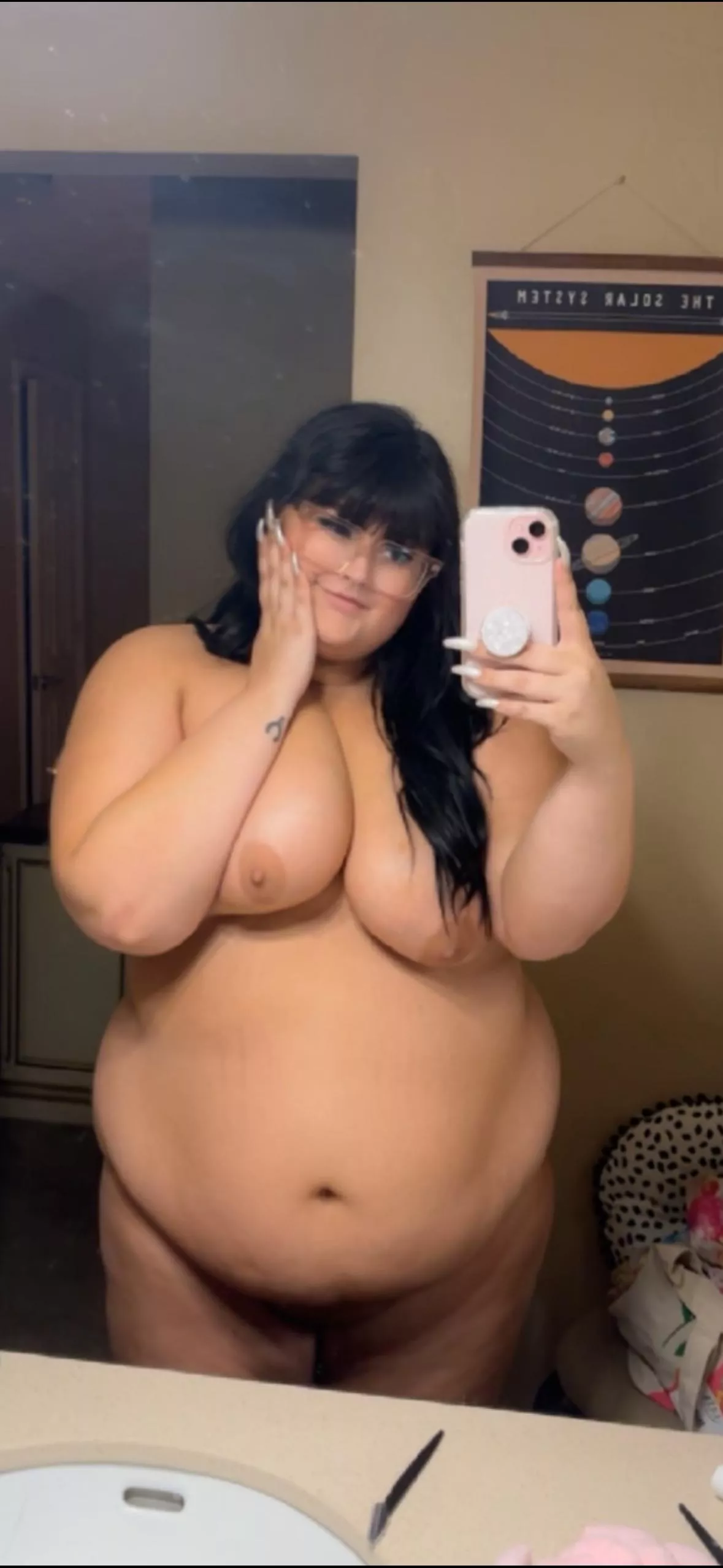 20 minutes til my birthday 🥳 come celebrate with me alllll night long 😛