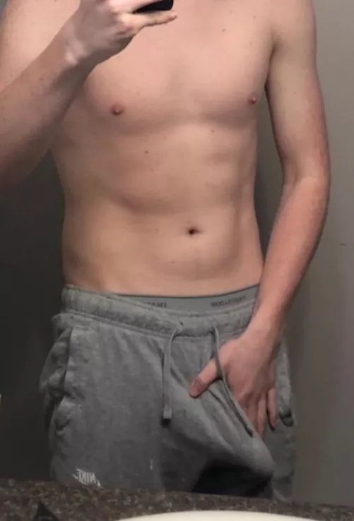 22 Ginger and awkward. Get off to compliments tho🤷‍♂️