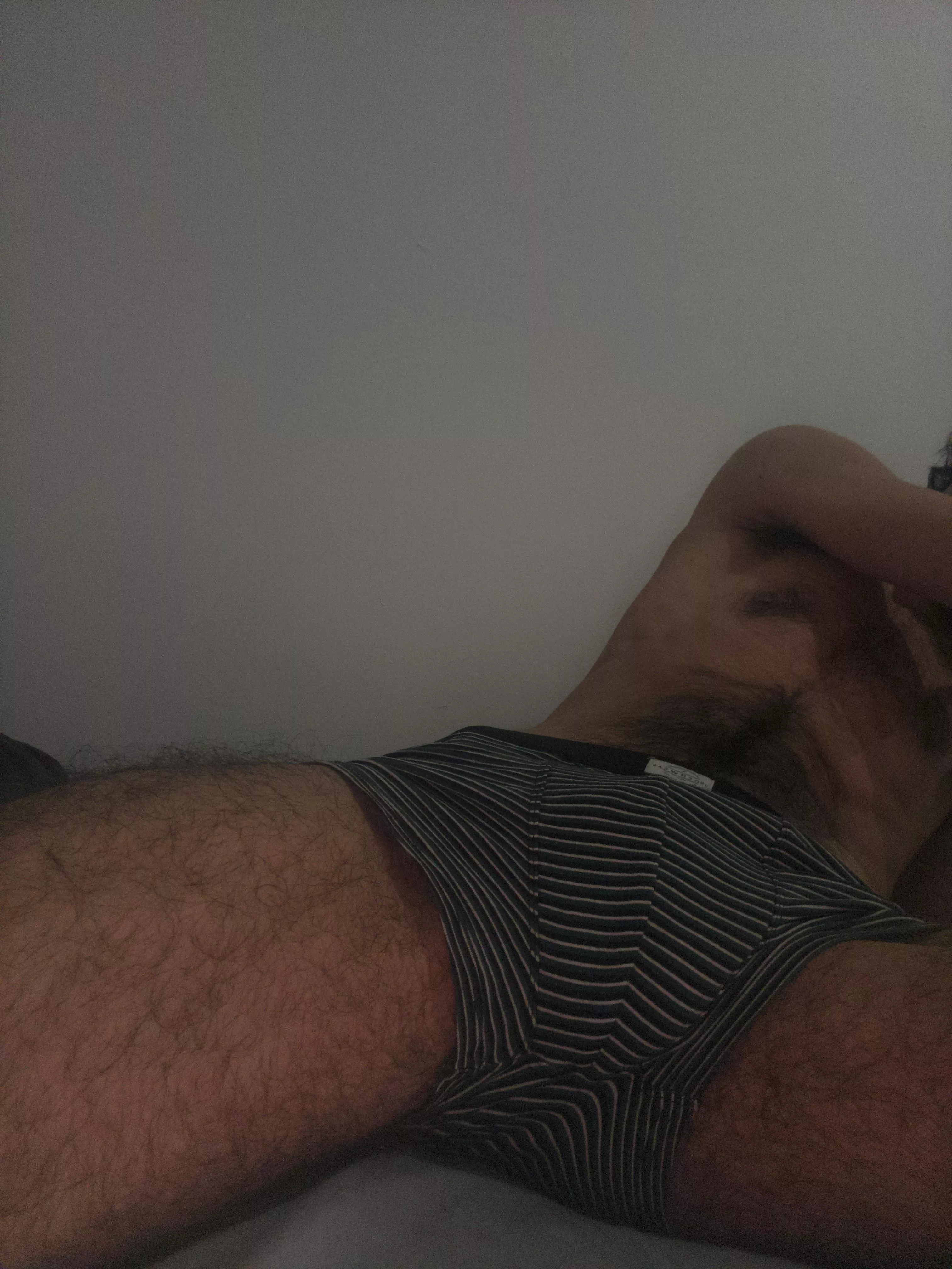 [25] hairy arab into hairy men