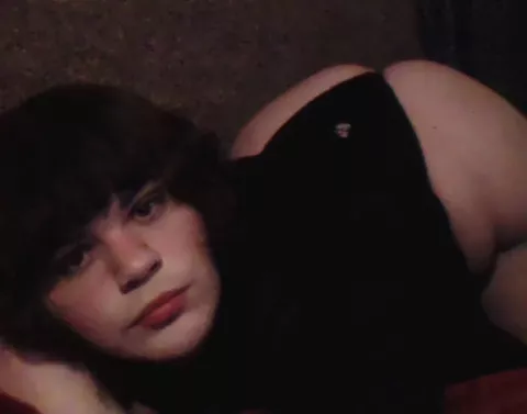 [26] thick trans girl wanting to chat and have fun with some cute guys snap wraithbabe97