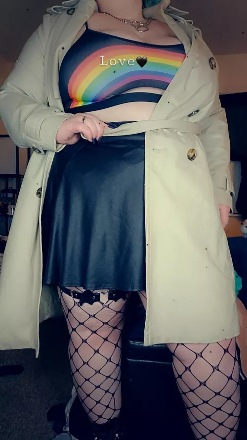 A goth hottie just showed up at your door..