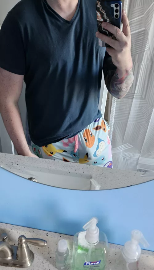 Any cute gaymers wanna hang? Hmu. Especially if you snap.