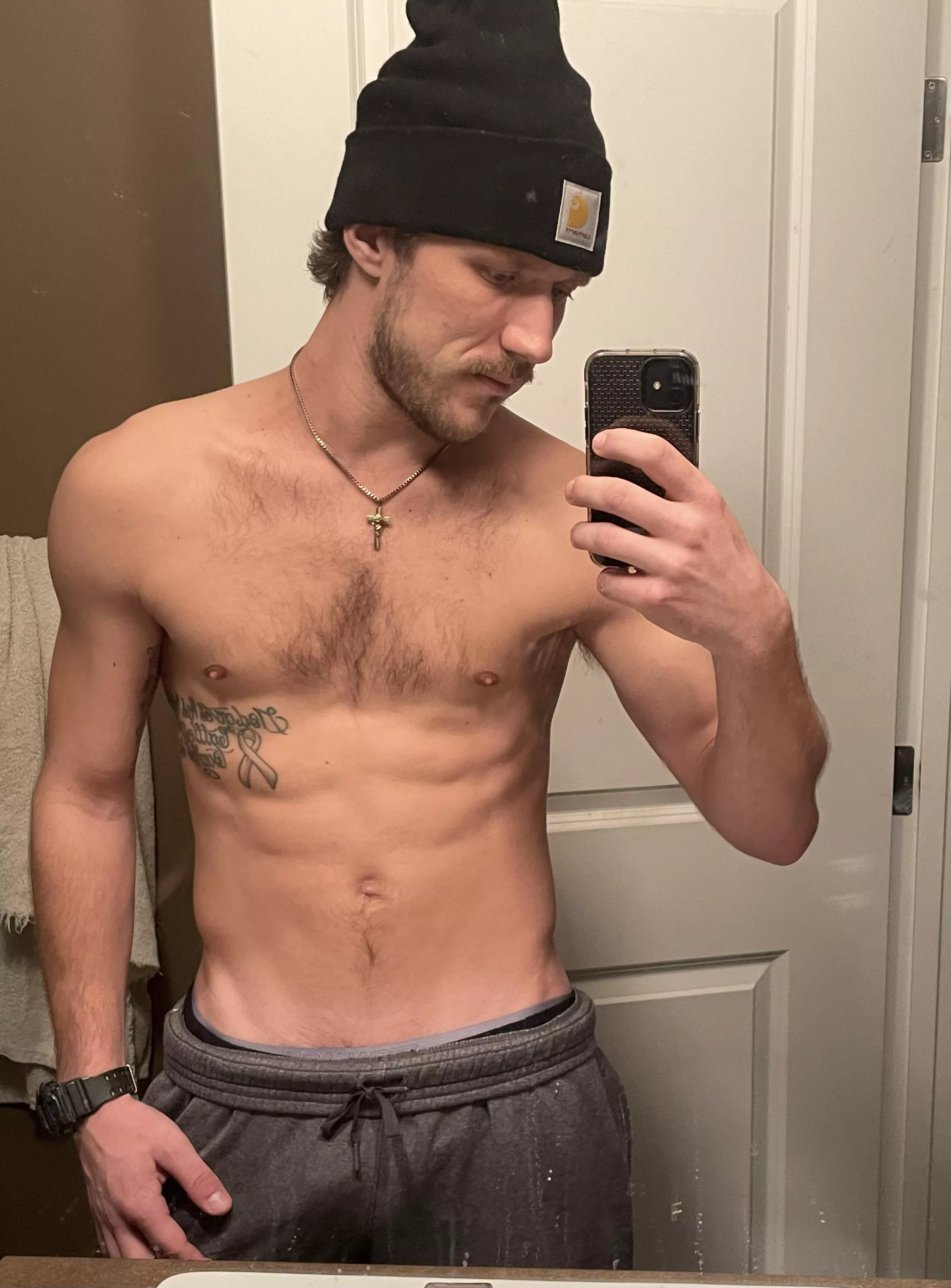 Back home from drinks, anyone down to chat? 👀