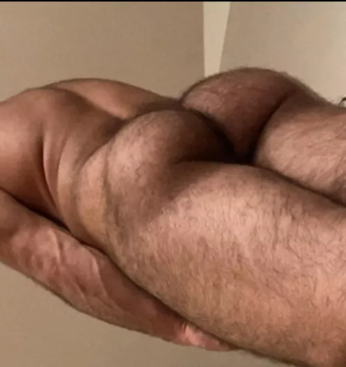 Bubbly fuzzy peach 🍑