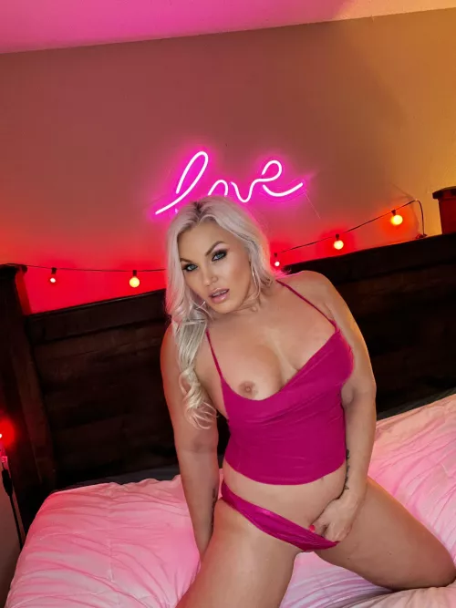 Can i fuck that boy pussy of yours you little sissy boy