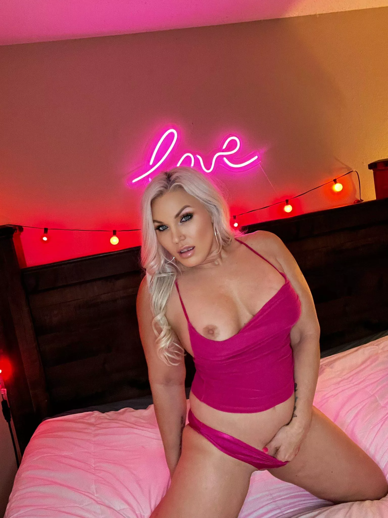 Can i fuck that boy pussy of yours you little sissy boy