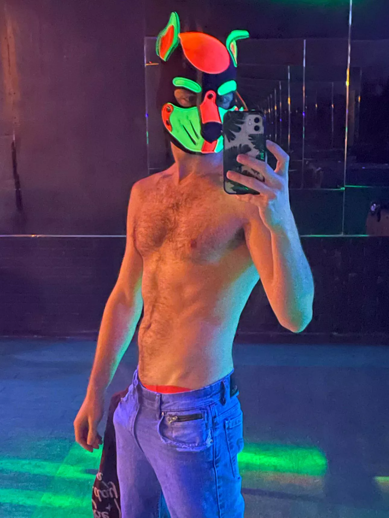 Changing clothes and got a little into headspace :3