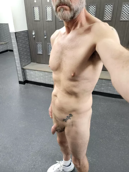 Changing into my workout clothes, wish I had a gym buddy. [59]