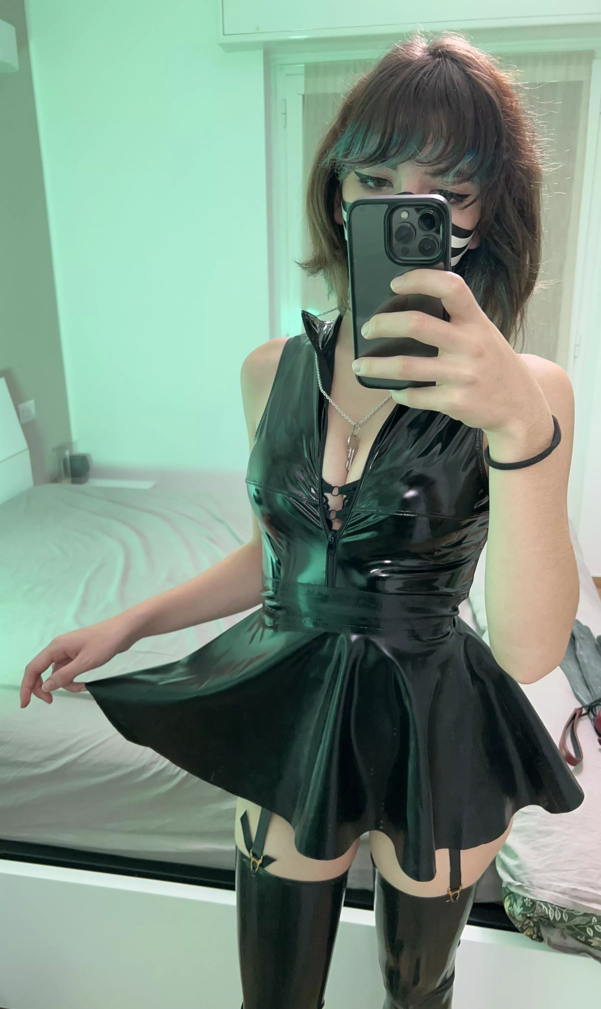 Could I seduce you on a first date ?