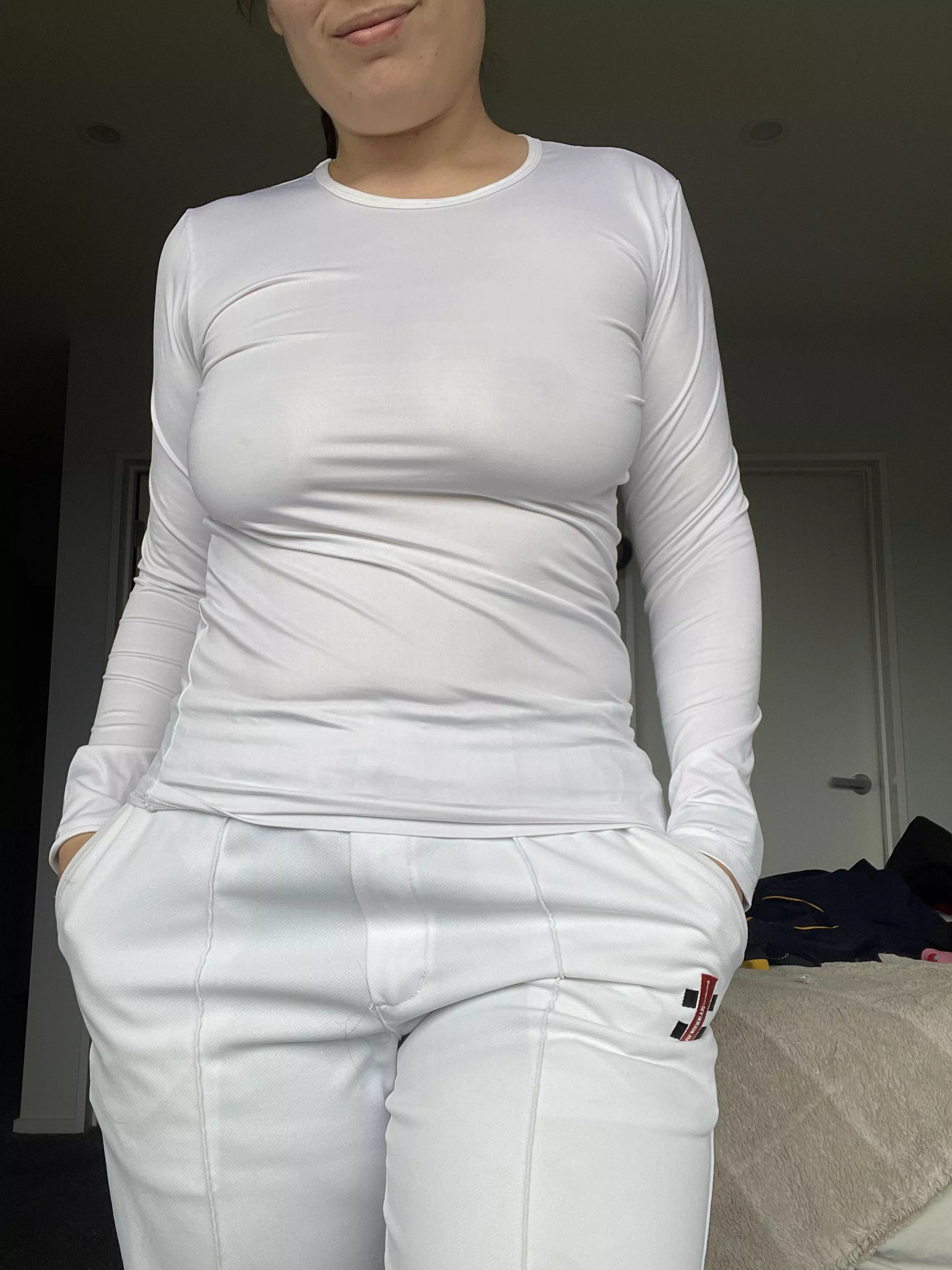 Ever watched women’s cricket before? (F)