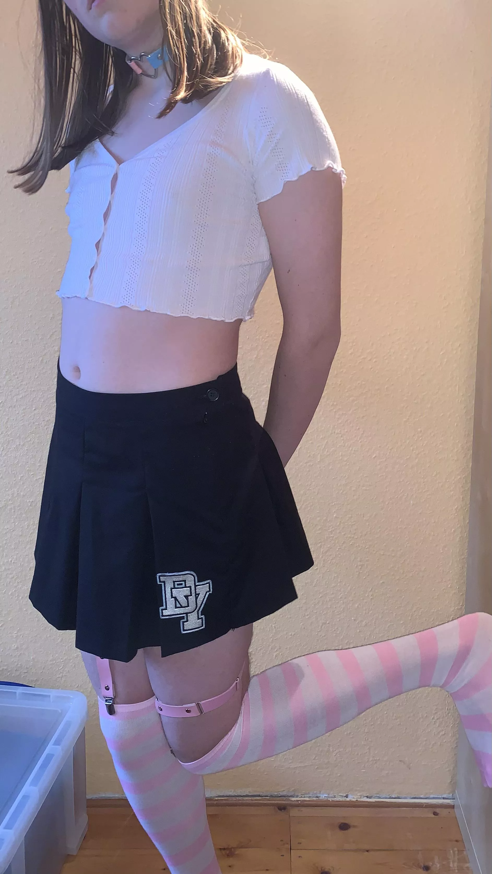 Felt so cute in this >~< recently bought these garters too