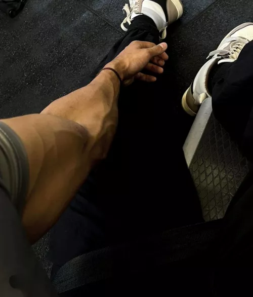 gym's a good place to get some disrespectful looks but isn't better than reddit