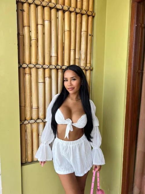 If we have sex on the first date, would you meet me again?