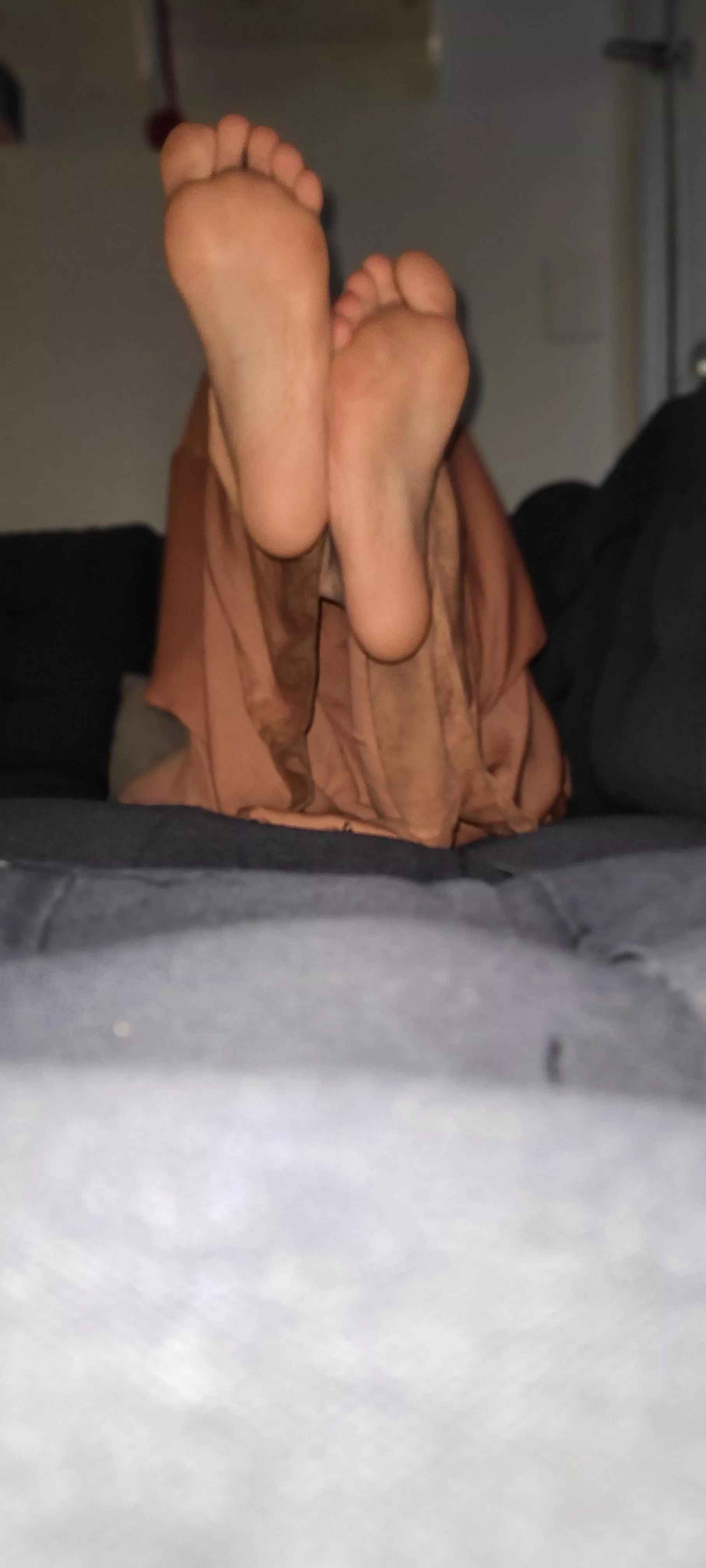 If you had only two minutes alone worth my feet what would you do?