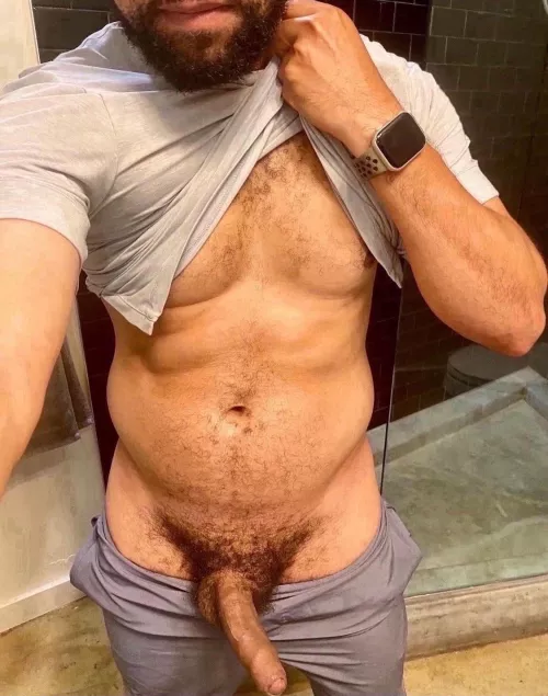 Mind if i pound that pretty pussy?